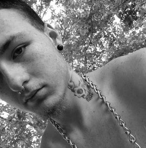 Meet your Posher, Zachary